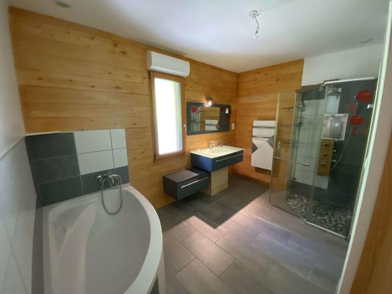 Maison - 170 m² - 7 pièces