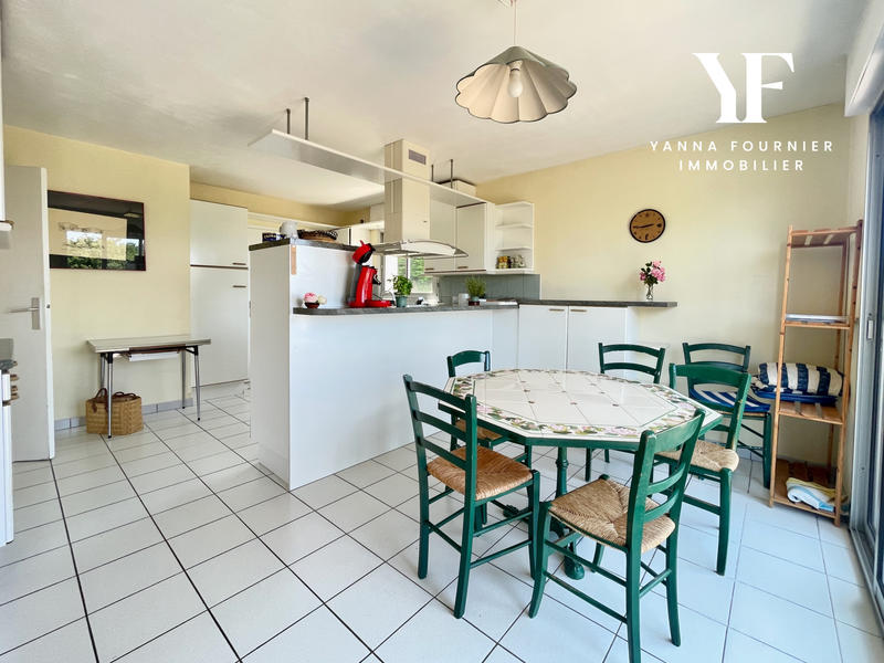 Maison - 199 m² - 7 pièces