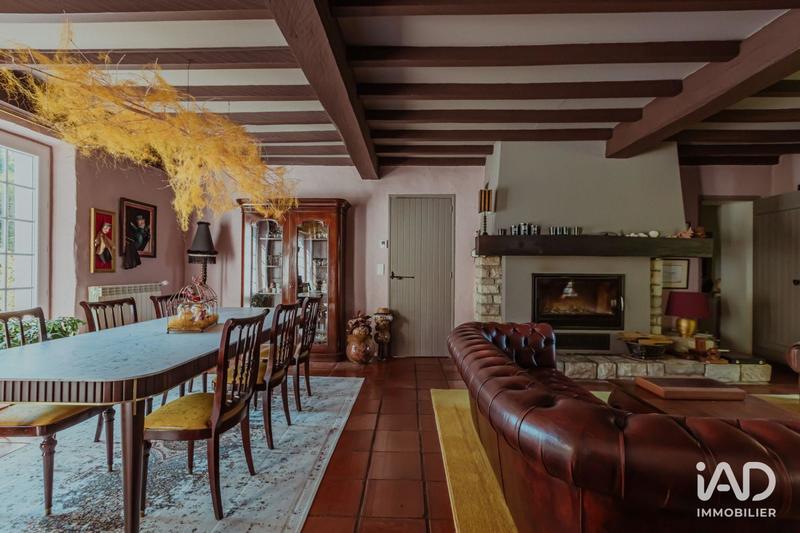 Maison - 229 m² - 6 pièces