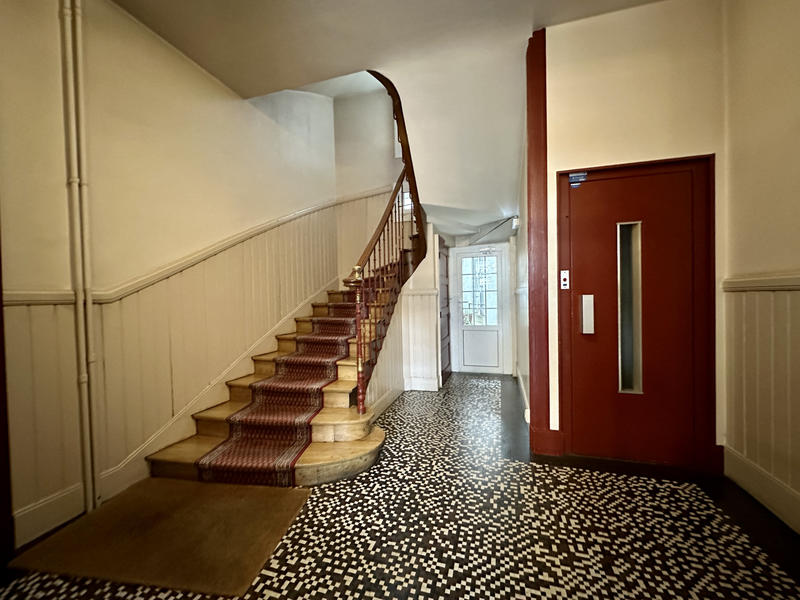 Appartement - 110 m² - 5 pièces