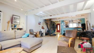 Maison - 140 m² - 5 pièces