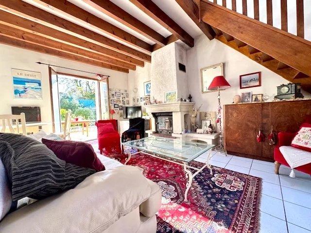 Maison - 88 m² - 5 pièces