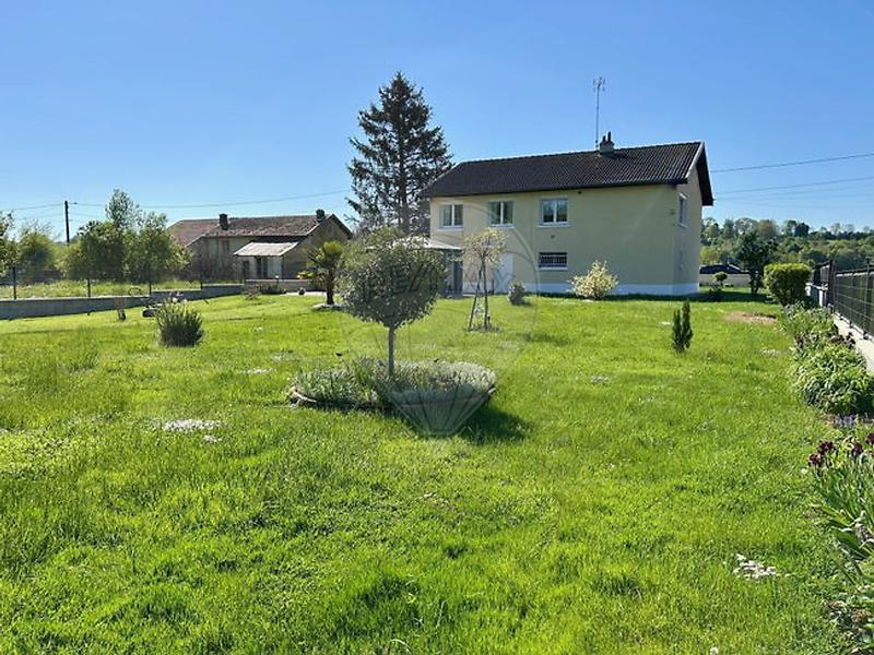 Maison - 100 m² - 5 pièces