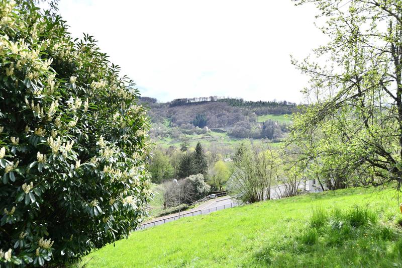 Maison - 484 m² - 9 pièces