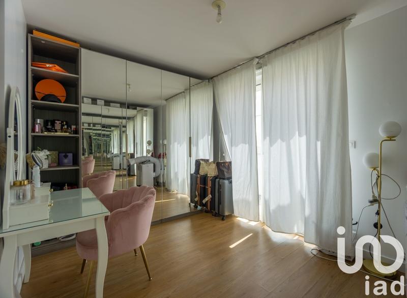 Appartement - 118 m² - 6 pièces