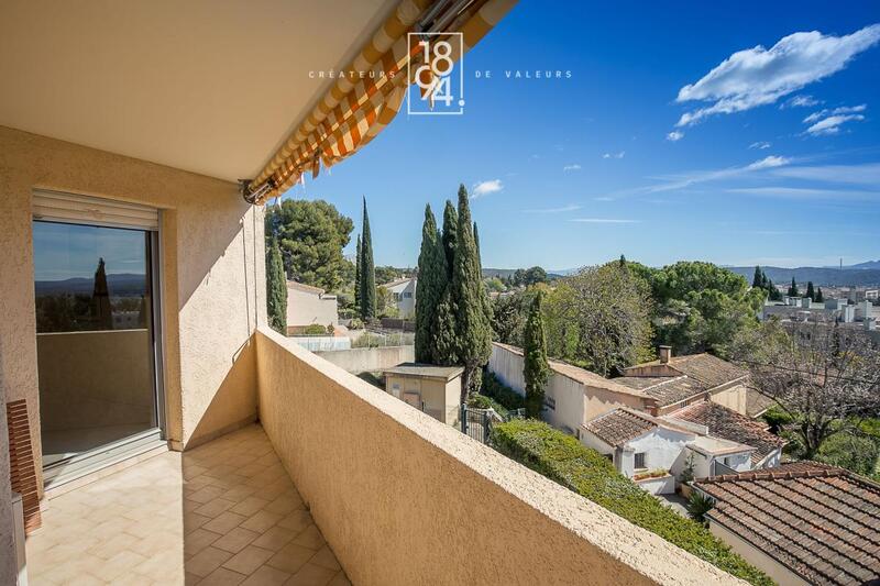 Appartement - 101 m² - 4 pièces