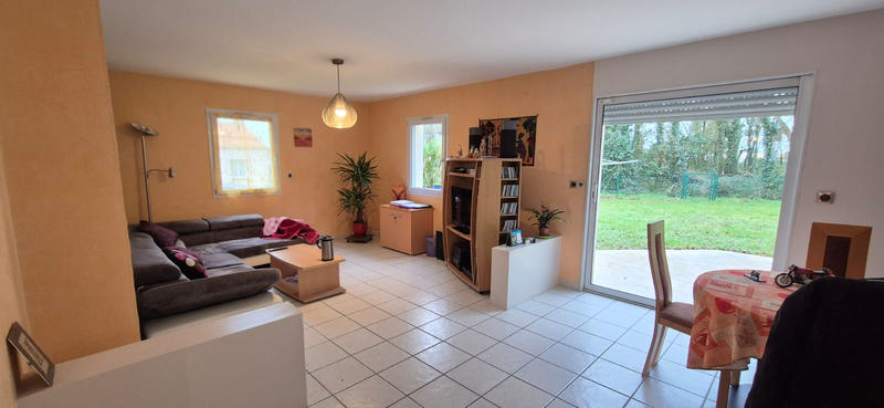 Maison - 96 m² - 4 pièces