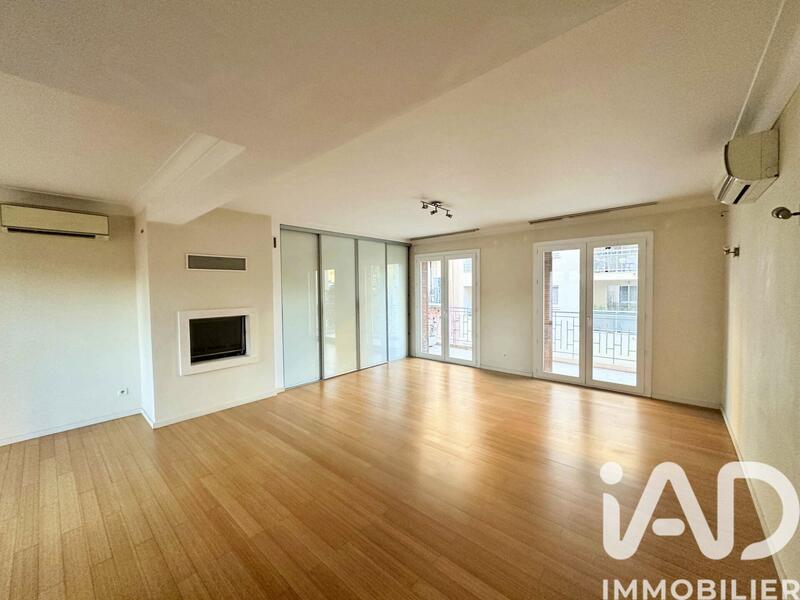 Appartement - 95 m² - 4 pièces