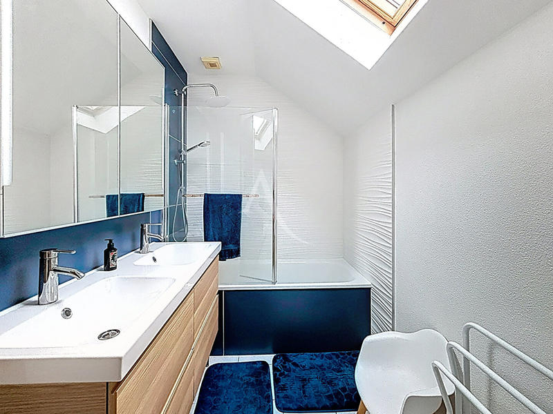 Maison - 84 m² - 5 pièces