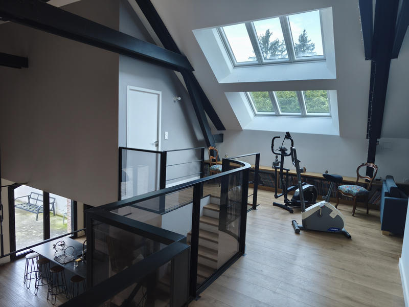 Propriété - 231 m² - 7 pièces