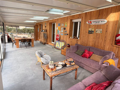 Maison - 134 m² - 5 pièces