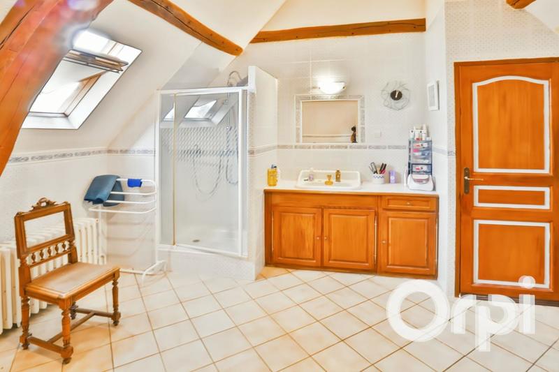 Maison - 189 m² - 6 pièces