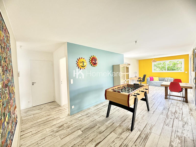 Maison - 162 m² - 6 pièces