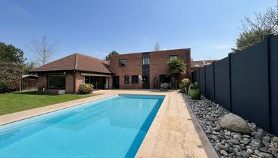 Villa - 196 m² - 7 pièces