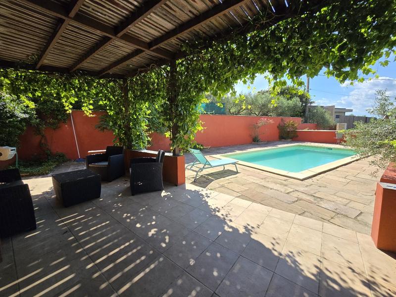 Maison - 165 m² - 4 pièces