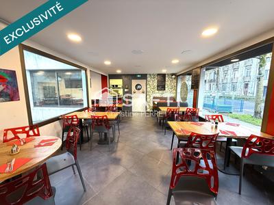 Local commercial - 175 m² - 13 pièces