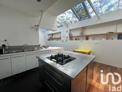 Maison - 220 m² - 7 pièces