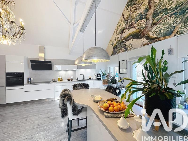 Maison - 150 m² - 5 pièces