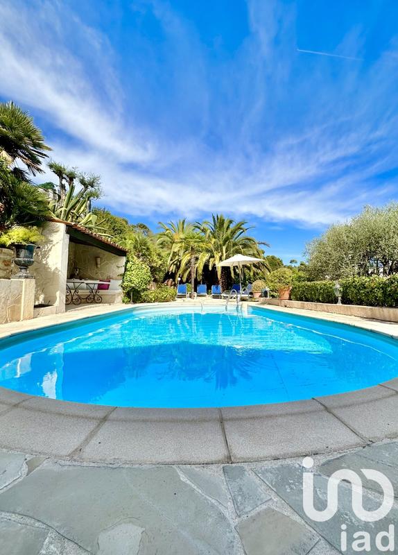 Maison - 141 m² - 5 pièces