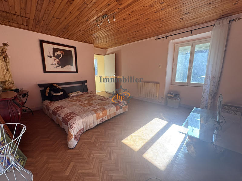 Maison - 131 m² - 6 pièces