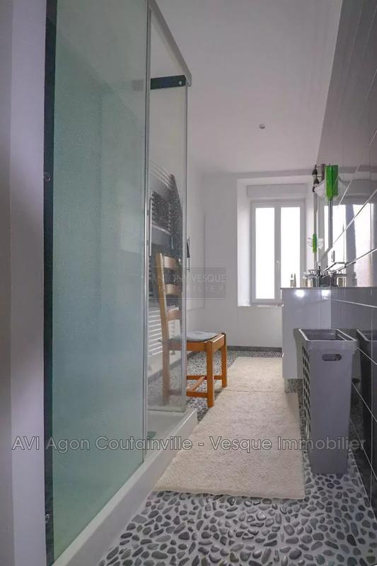 Maison - 288 m² - 15 pièces