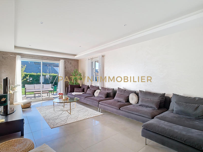 Maison - 159 m² - 7 pièces