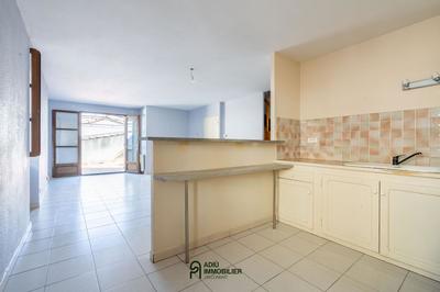 Maison de ville - 87 m² - 4 pièces