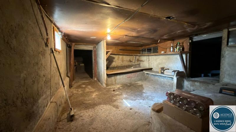 Maison - 205 m² - 8 pièces