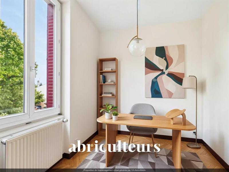 Maison - 123 m² - 6 pièces