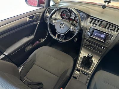 Volkswagen Golf 1.6 Tdi - 110ch Bluemotion technology Suivi complet