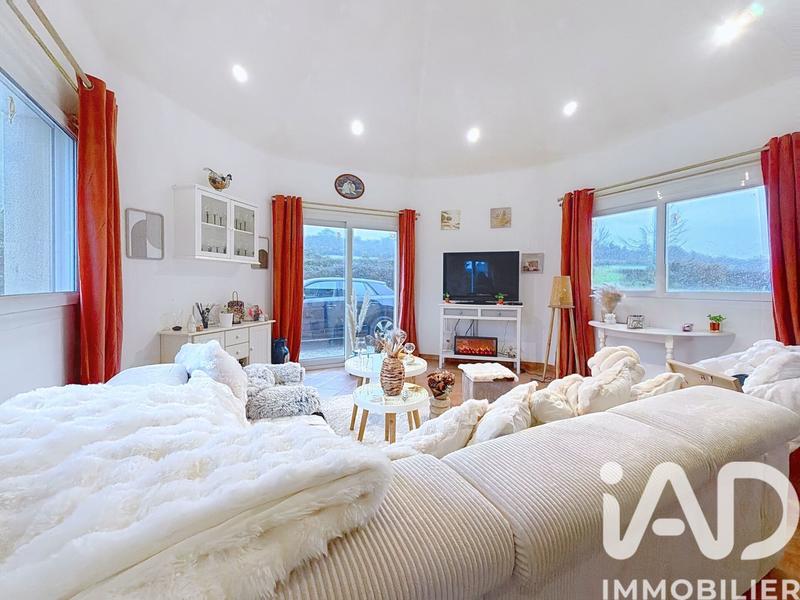 Maison - 157 m² - 8 pièces