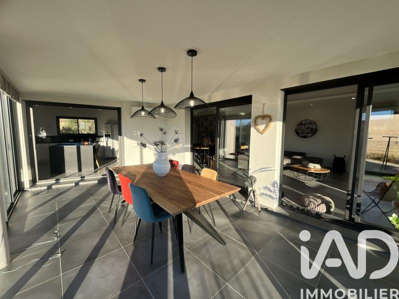 Maison - 160 m² - 4 pièces