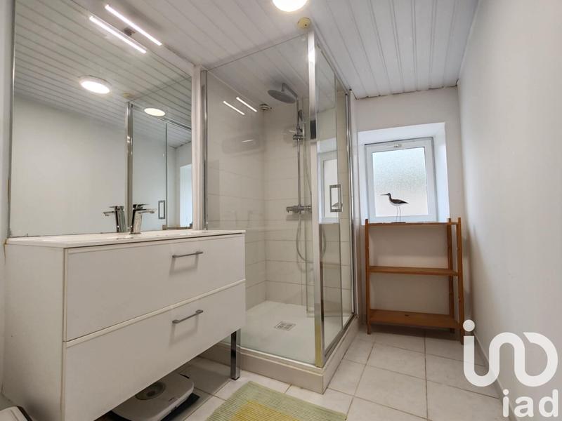 Maison - 239 m² - 9 pièces