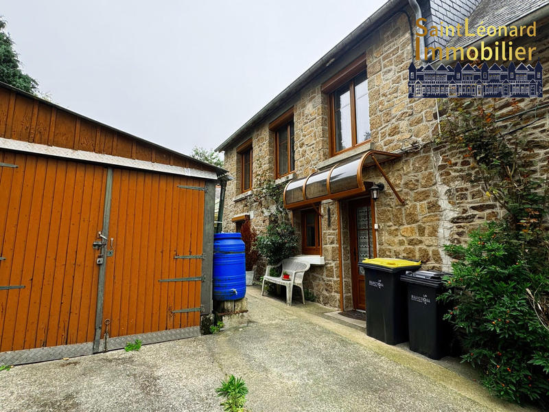 Maison traditionnelle - 158 m² - 8 pièces