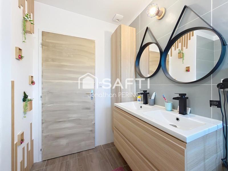 Maison - 92 m² - 4 pièces