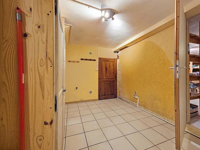 Maison de village - 300 m² - 18 pièces