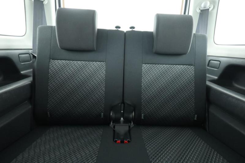 Suzuki Jimny 1.3 Vvt Jlx Berline 85 ch