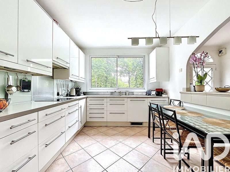 Maison - 165 m² - 5 pièces