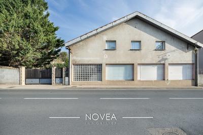 Maison - 270 m² - 5 pièces