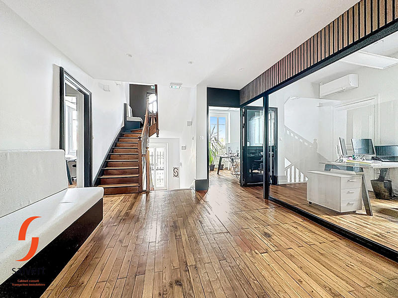 Immeuble - 272 m² - 14 pièces