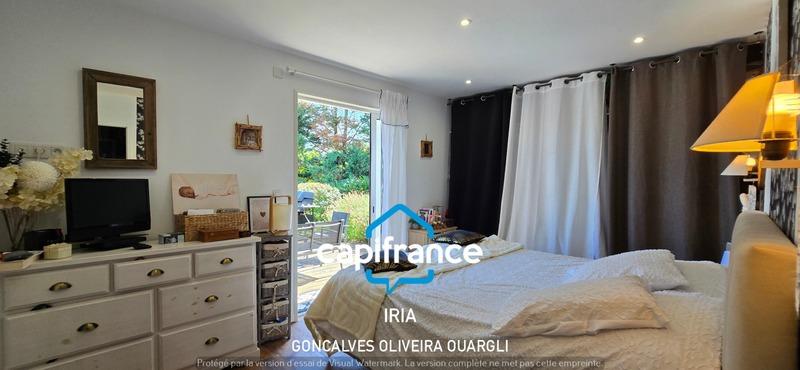 Maison - 200 m² - 6 pièces