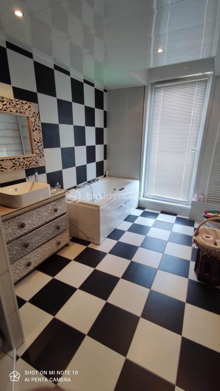 Maison de ville - 402 m² - 15 pièces