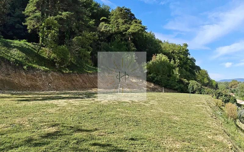 Immeuble - 92 m² - 5 pièces