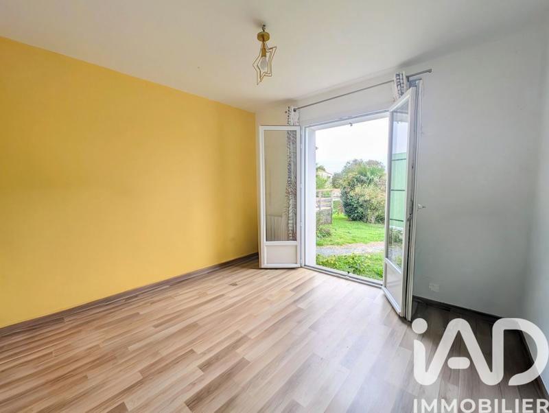 Maison - 219 m² - 9 pièces