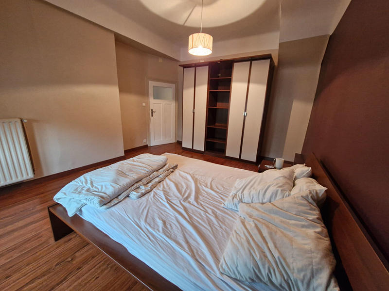 Appartement - 181 m² - 5 pièces