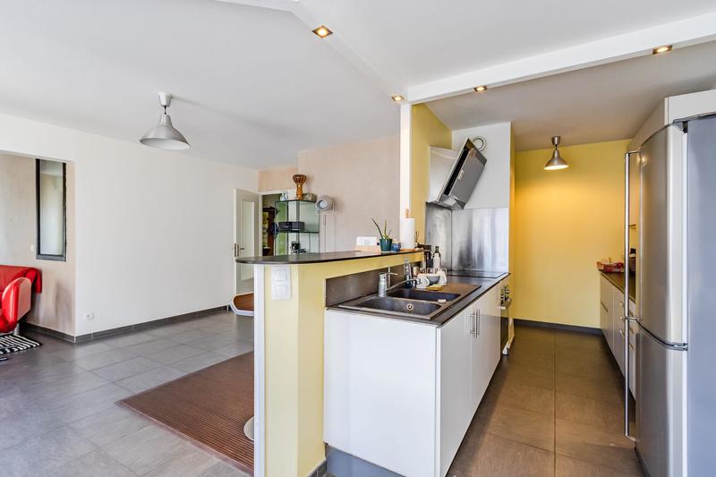 Appartement - 99 m² - 4 pièces