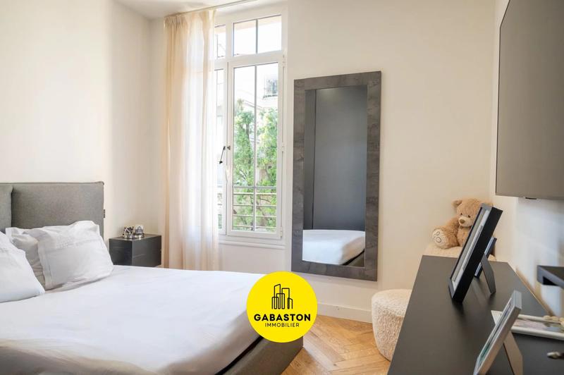 Appartement - 123 m² - 4 pièces