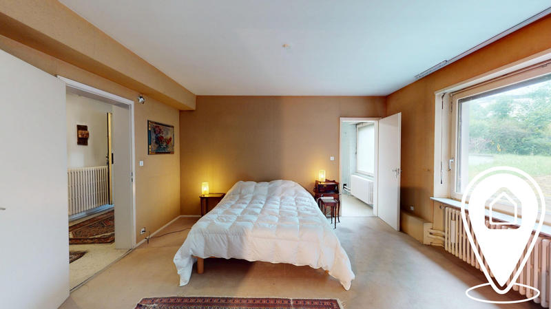 Maison - 346 m² - 11 pièces