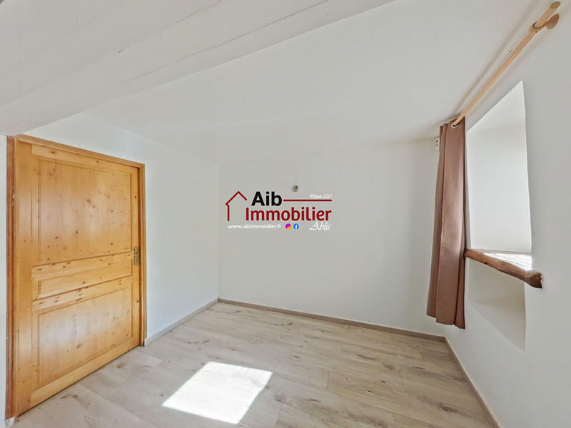 Maison - 97 m² - 4 pièces