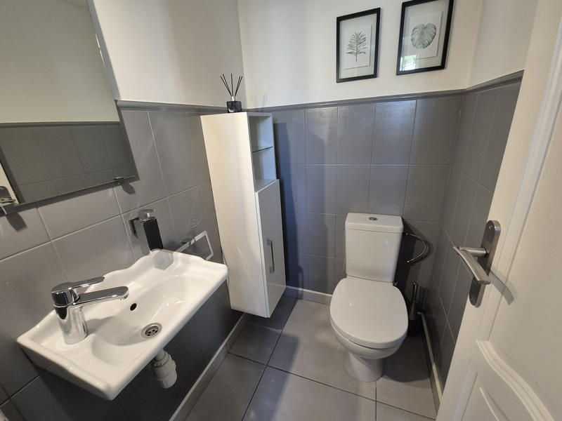 Maison - 208 m² - 8 pièces